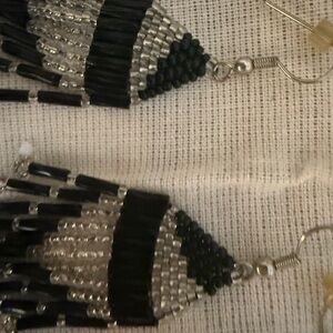 Native American Elegant Black and Silver hand-Beaded Earrings